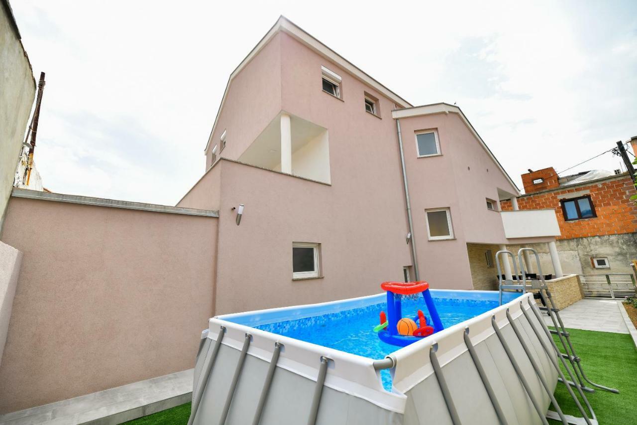 Modern Holiday Apartment "Libra" With Swimming Pool Поседарье Екстериор снимка